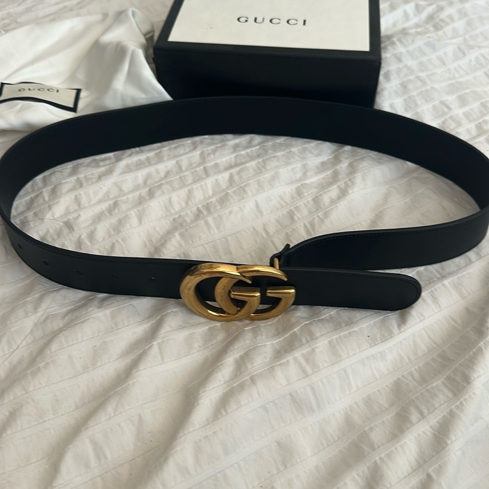 Gucci Black Belt with Gold GG Buckle